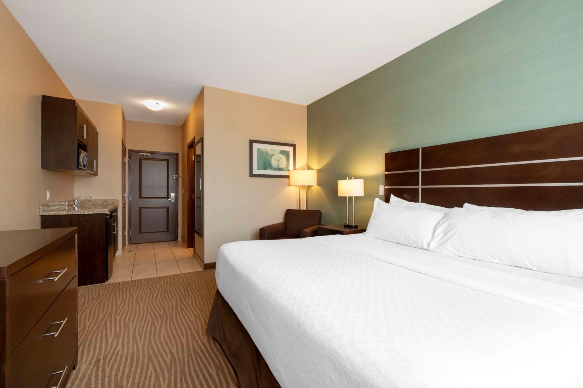 Best Western Plus Moosomin Hotel Екстер'єр фото