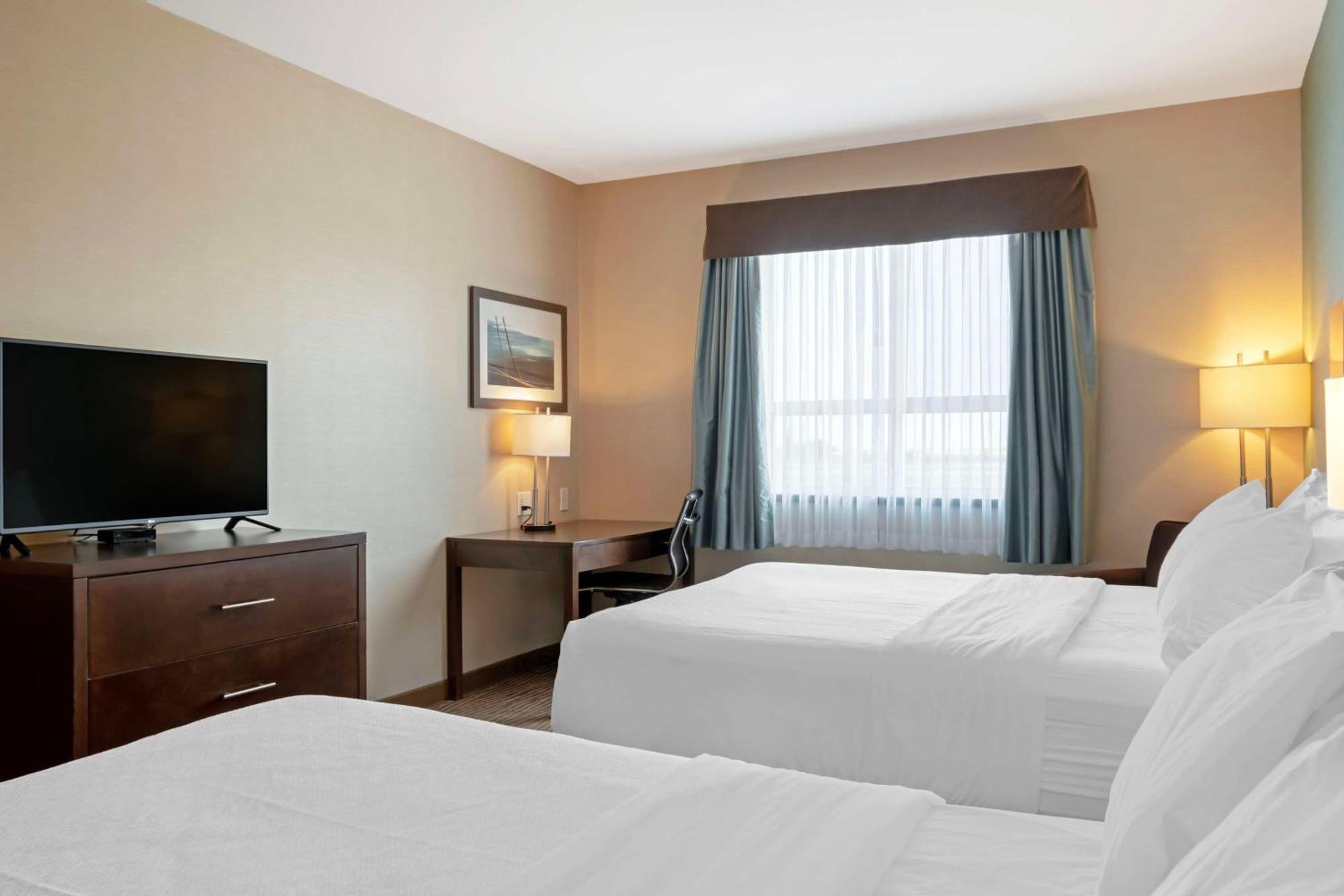 Best Western Plus Moosomin Hotel Екстер'єр фото