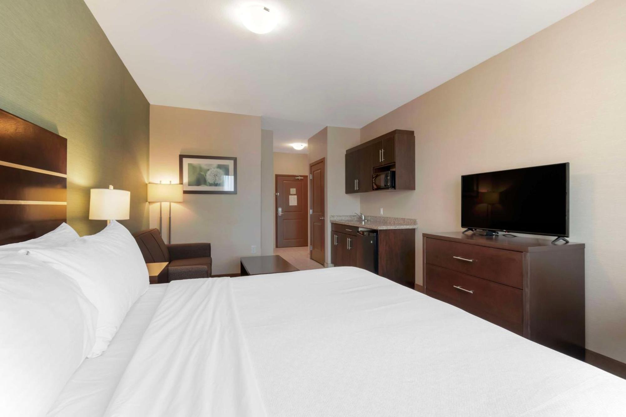 Best Western Plus Moosomin Hotel Екстер'єр фото