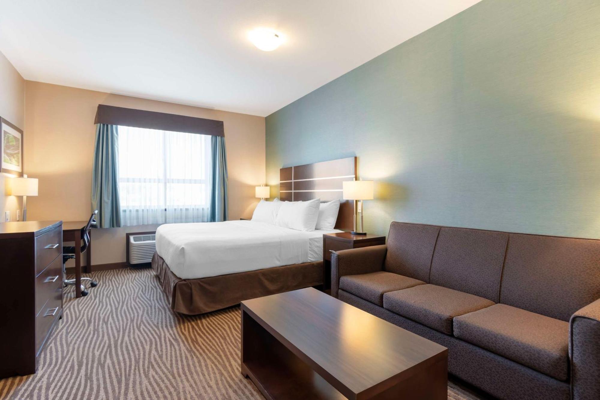 Best Western Plus Moosomin Hotel Екстер'єр фото