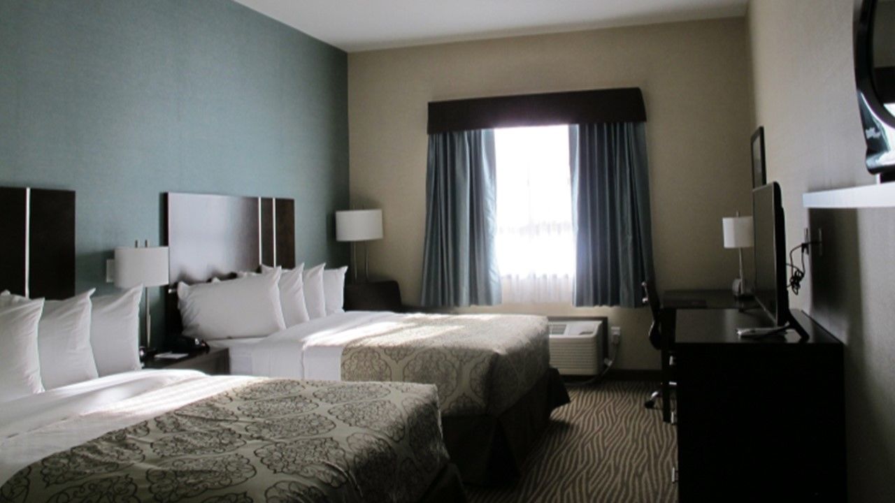 Best Western Plus Moosomin Hotel Екстер'єр фото