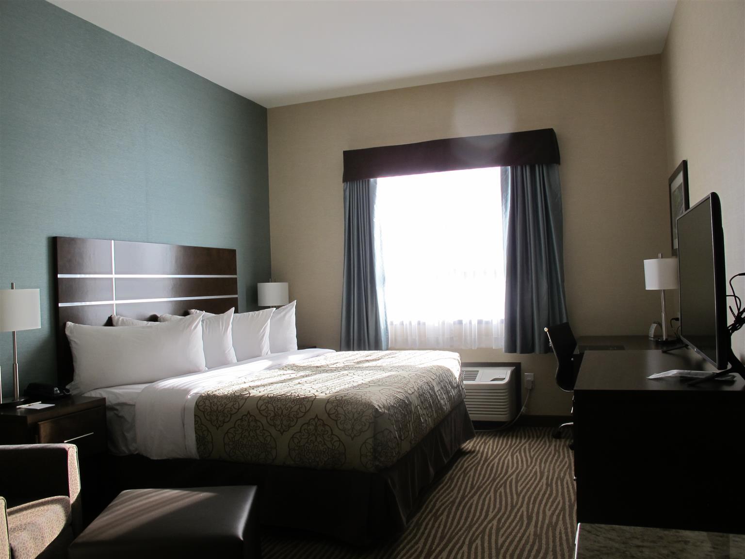 Best Western Plus Moosomin Hotel Екстер'єр фото